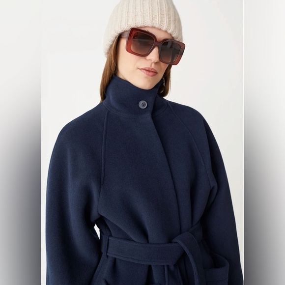 & OTHER STORIES Manteco Relaxed Belted Wool Coat Navy Size US 10 Rare Find! - Picture 6 of 15